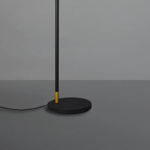 LAMPADA DA TERRA IN METALLO NERO E27 OLENA