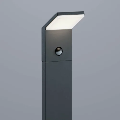FARO LED ESTERNO 9 W 3000K ANTRACITE CON SENSORE IP54 50 CM CROCUS FARO LED ESTERNO 9 W 3000K ANTRACITE CON SENSORE IP54 50 CM CROCUS