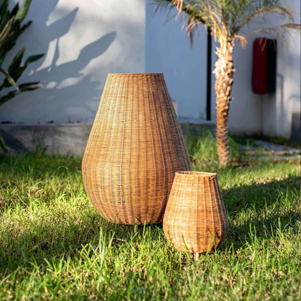 LÁMPARA DE PIE EXTERIOR SIN CABLE PORTÁTIL SAONA 70 BATERÍA RECARGABLE