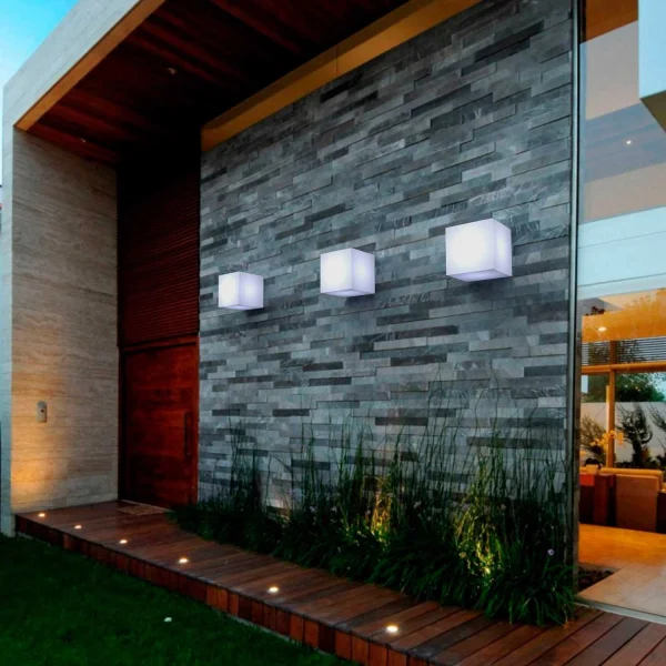 LAMPADA DA PARETE CUBY 20 PARETE