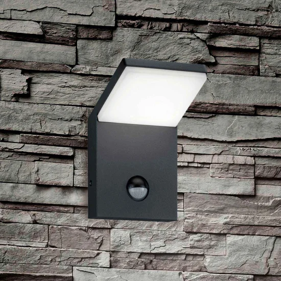 LAMPADA DA PARETE A LED PER ESTERNI 9 W 3000K ANTRACITE CON SENSORE IP54 CROCUS