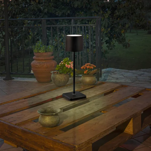 LAMPADA DA TAVOLO ESTERNA LED 1,5 W REGOLABILE IP54 NERA FRISCO