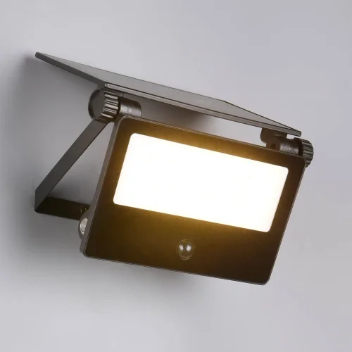 APPLIQUE DA ESTERNO SOLARE 18W 3000K-6000K SENSORE ORIENTABILE IP54 MUSCARI APPLIQUE DA ESTERNO SOLARE 18W 3000K-6000K SENSORE ORIENTABILE IP54 MUSCARI