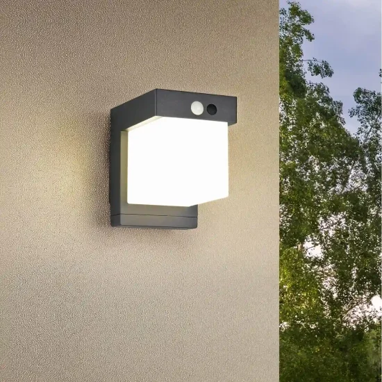 APPLIQUE ESTERNO SOLARE 5,5W 4000K SENSORE IP44 CORIANDER