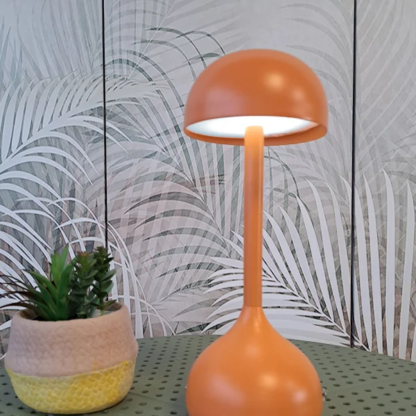 LAMPADA DA TAVOLO LED RICARICABILE SENZA FILI 203LM TERRACOTTA IP44 SOLEA