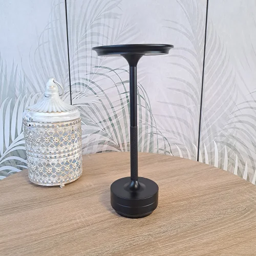 LAMPADA DA TAVOLO LED RICARICABILE SENZA FILI 213LM NERA IP44 ESTIVA