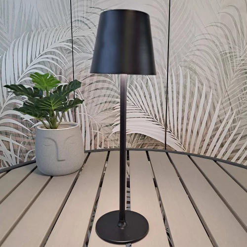 LAMPADA DA TAVOLO LED RICARICABILE SENZA FILI 229LM NERA IP44 SIRANA LAMPADA DA TAVOLO LED RICARICABILE SENZA FILI 229LM NERA IP44 SIRANA