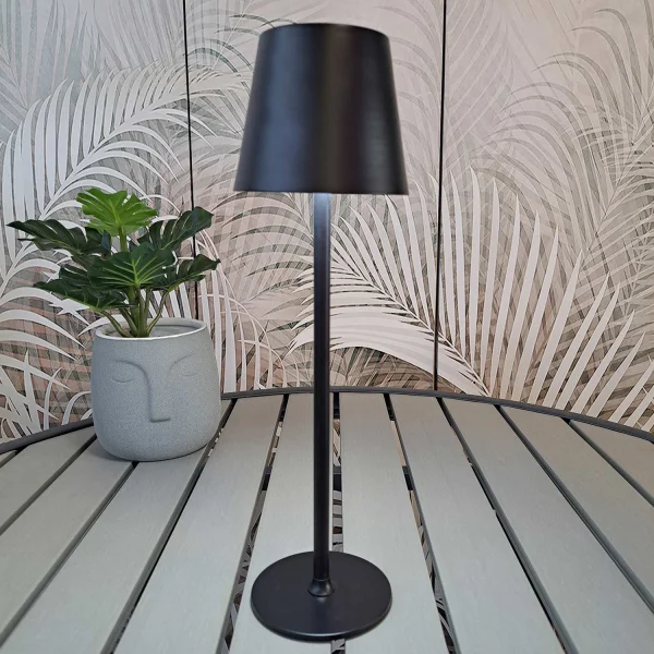 LAMPADA DA TAVOLO LED RICARICABILE SENZA FILI 229LM NERA IP44 SIRANA LAMPADA DA TAVOLO LED RICARICABILE SENZA FILI 229LM NERA IP44 SIRANA
