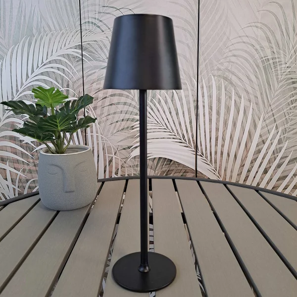 LAMPADA DA TAVOLO LED RICARICABILE SENZA FILI 229LM NERA IP44 SIRANA LAMPADA DA TAVOLO LED RICARICABILE SENZA FILI 229LM NERA IP44 SIRANA