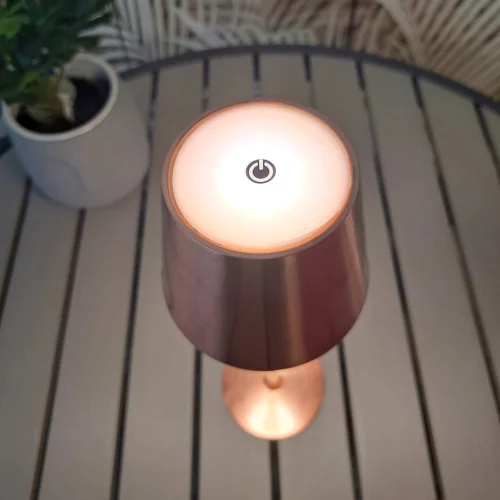 LAMPADA DA TAVOLO LED RICARICABILE SENZA FILI 229LM ORO ROSA IP44 SIRANA LAMPADA DA TAVOLO LED RICARICABILE SENZA FILI 229LM ORO ROSA IP44 SIRANA