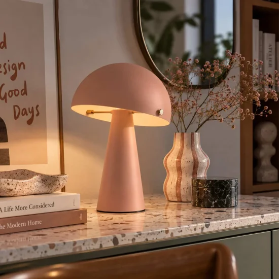 LAMPADA DA TAVOLO IN ACCIAIO VERNICIATO ROSA OPACO E27 CHANTERELLE