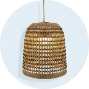 Lampade appese all'esterno