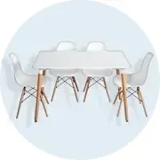 Confezione di Tavoli e Sedie